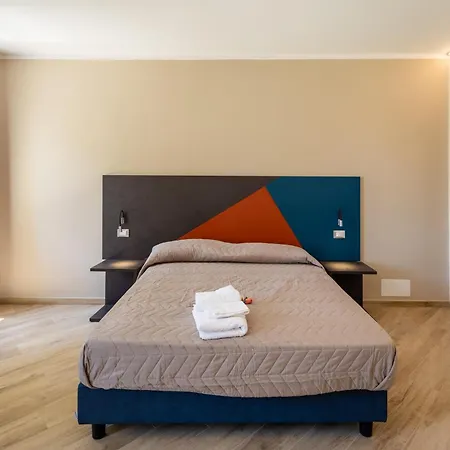 Nocleg ze śniadaniem I 2 Pini Room&breakfast