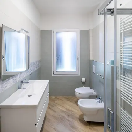 Nocleg ze śniadaniem I 2 Pini Room&breakfast Portomaggiore