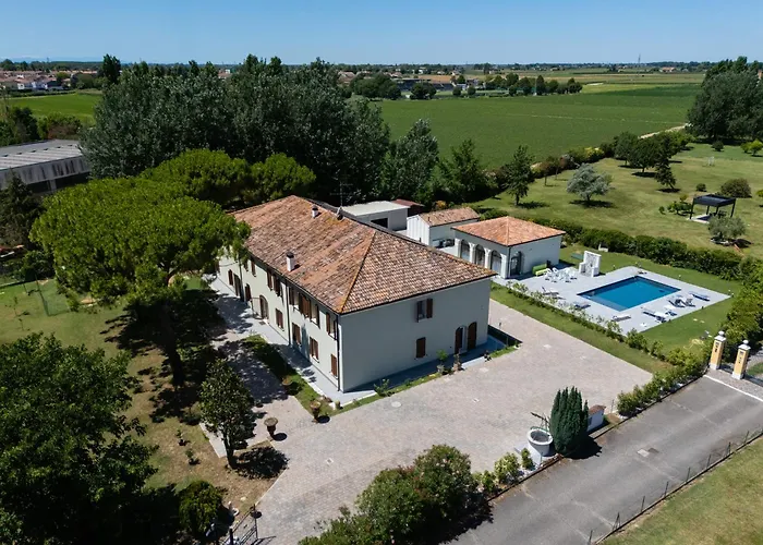 I 2 Pini Room&breakfast 4* Portomaggiore